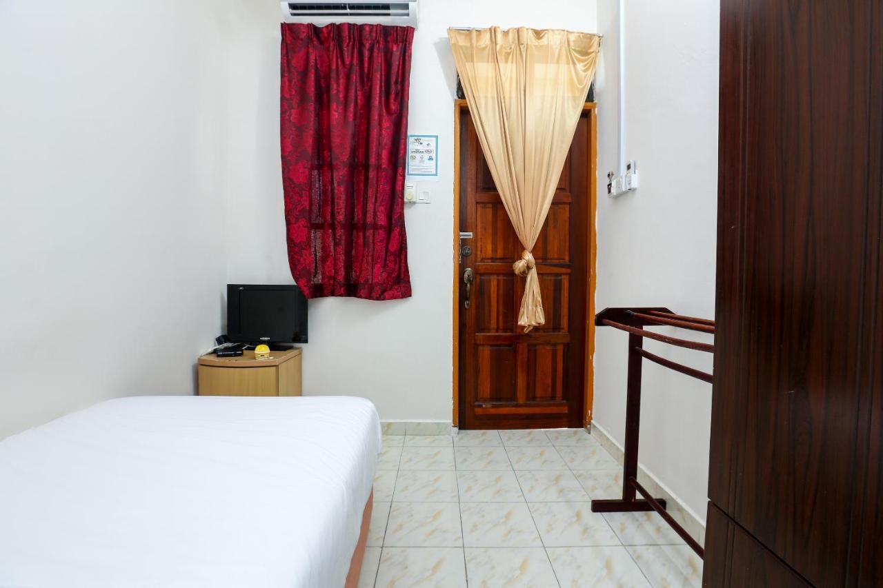 Oyo 89887 Chalet Yunie Marang Exterior foto